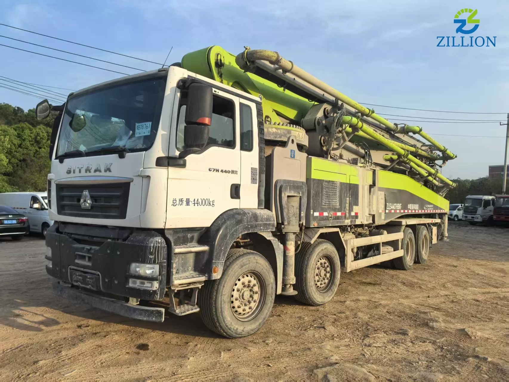 High Quality 2022 Zoomlion Boom Pump 63m Truck- mounted Concrete Pump Car on Sitrak Chassis