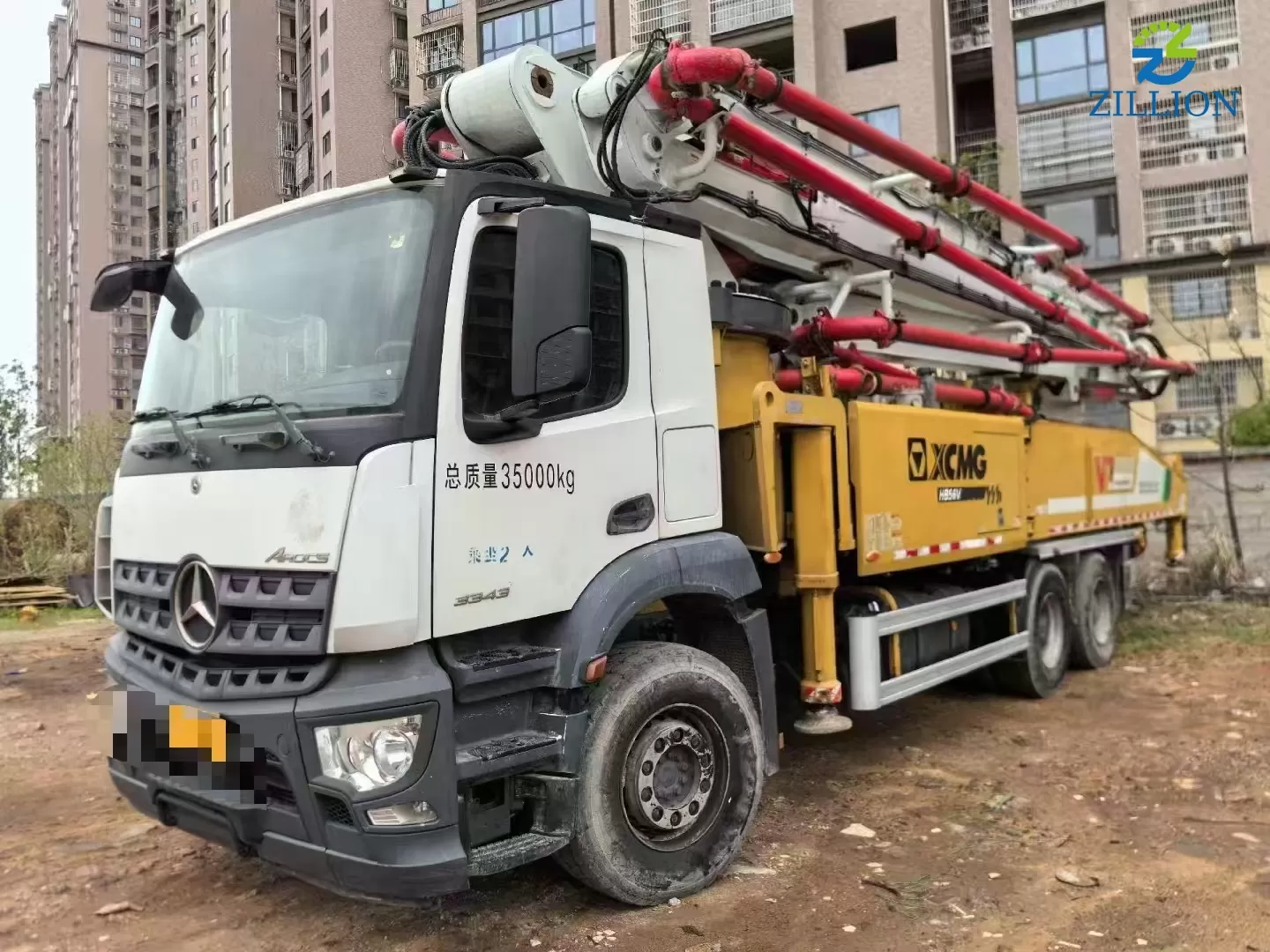 High Quality 2021 XCMG Boom Pump 52m Truck- mounted Concrete Pump Car on Benz Chassis