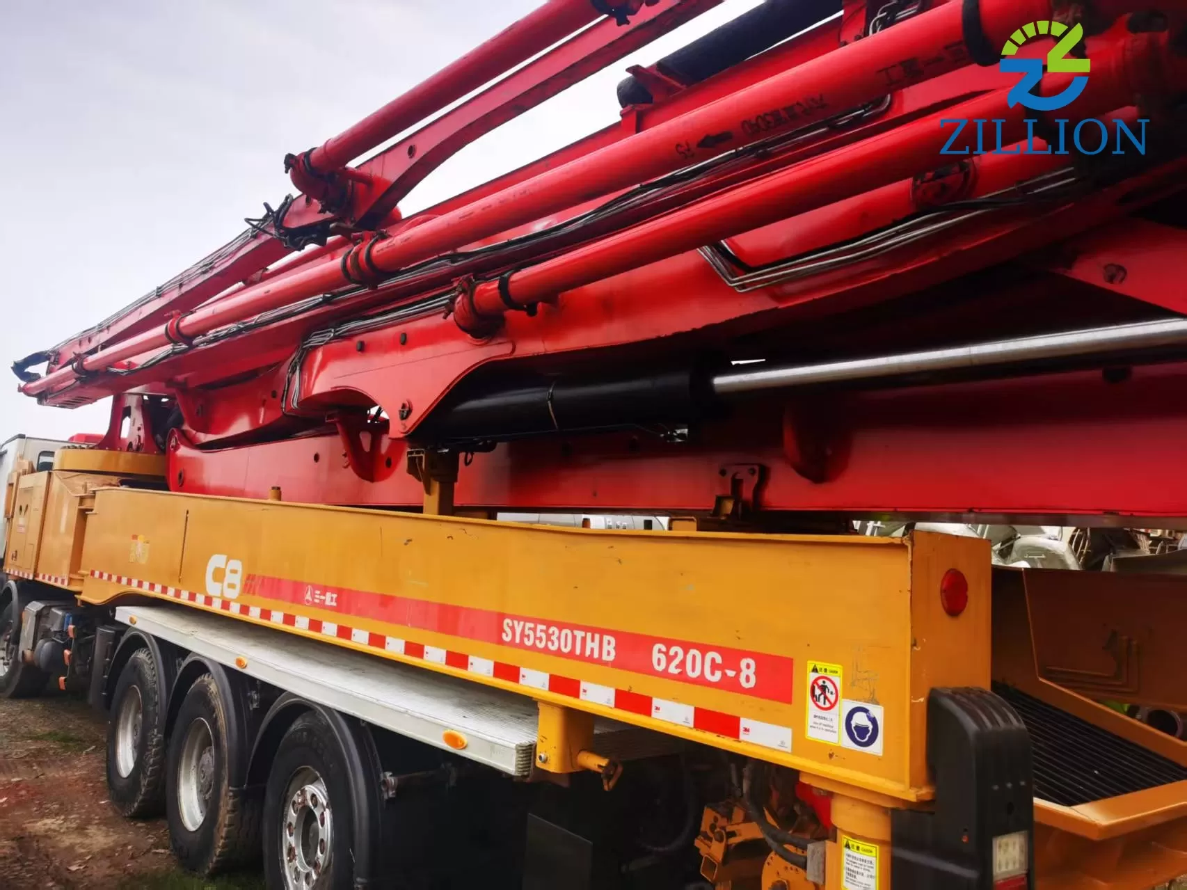 High Quality 2017 SANY Boom Pump 62m Truck- mounted Concrete Pump Car on BENZ Chassis