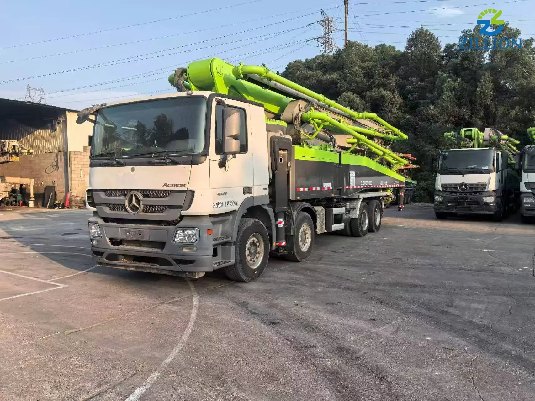 2019 Zoomlion 63m Truck-Mounted Concrete Pump Truck with Mercedes-Benz Chassis