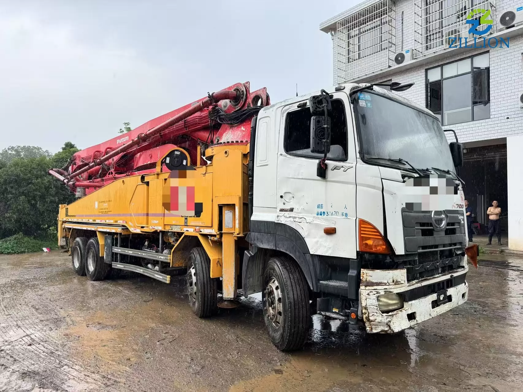 High Quality 2011 Putzmeister Boom Pump 49m Truck- mounted Concrete Pump Car on HINO  Chassis