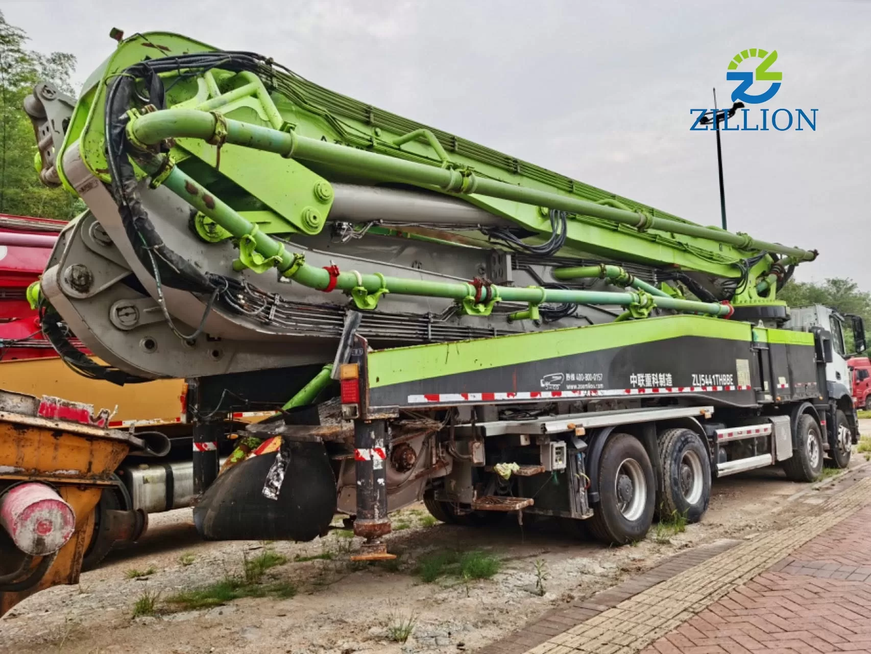 2020 Zoomlion 56m Truck-Mounted Concrete Pump Truck with Mercedes-Benz Chassis