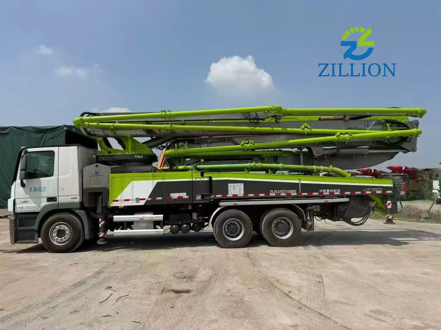 2018 Used Zoomlion 49M Concrete Pump Truck | Mercedes-Benz Chassis | Reliable High-Reach Solution