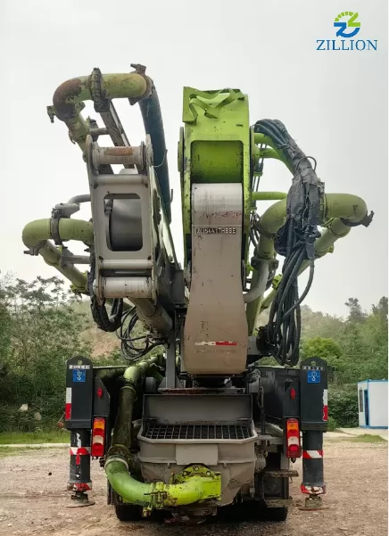 High Quality 2021 Zoomlion Boom Pump 63m Truck- mounted Concrete Pump Car on Benz Chassis