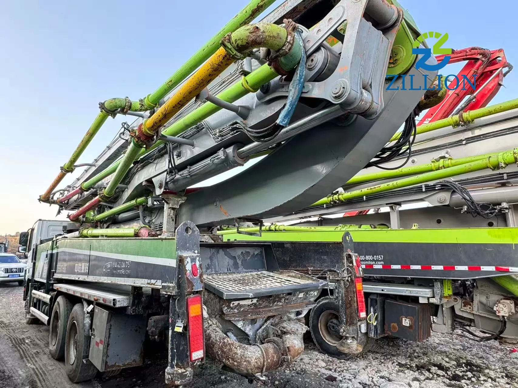 2013 Zoomlion 49m Truck-Mounted Concrete Pump Truck with Mercedes-Benz Chassis