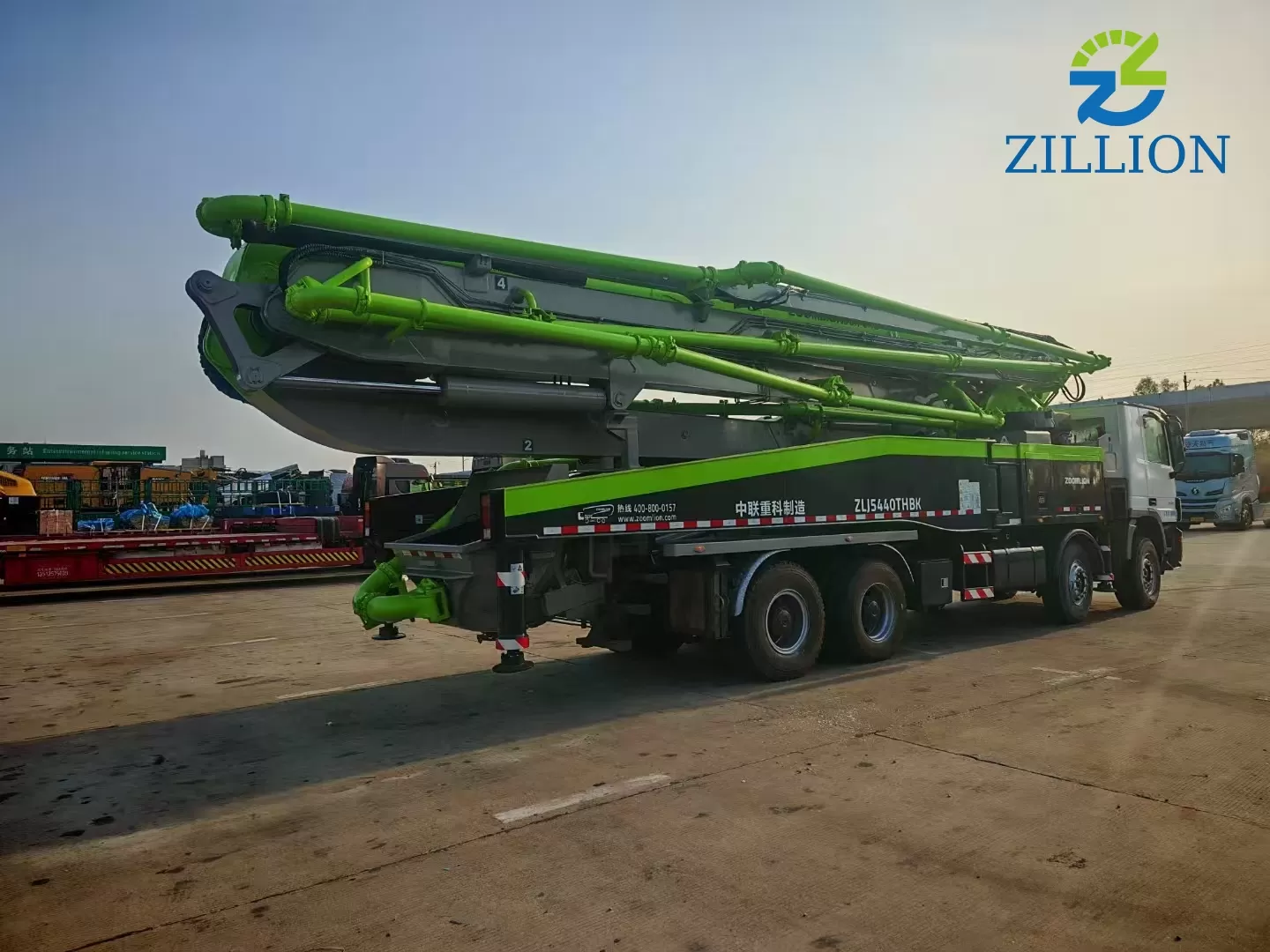 High Quality 2012 Zoomlion Boom Pump 56m Truck- mounted Concrete Pump Car on Benz Chassis