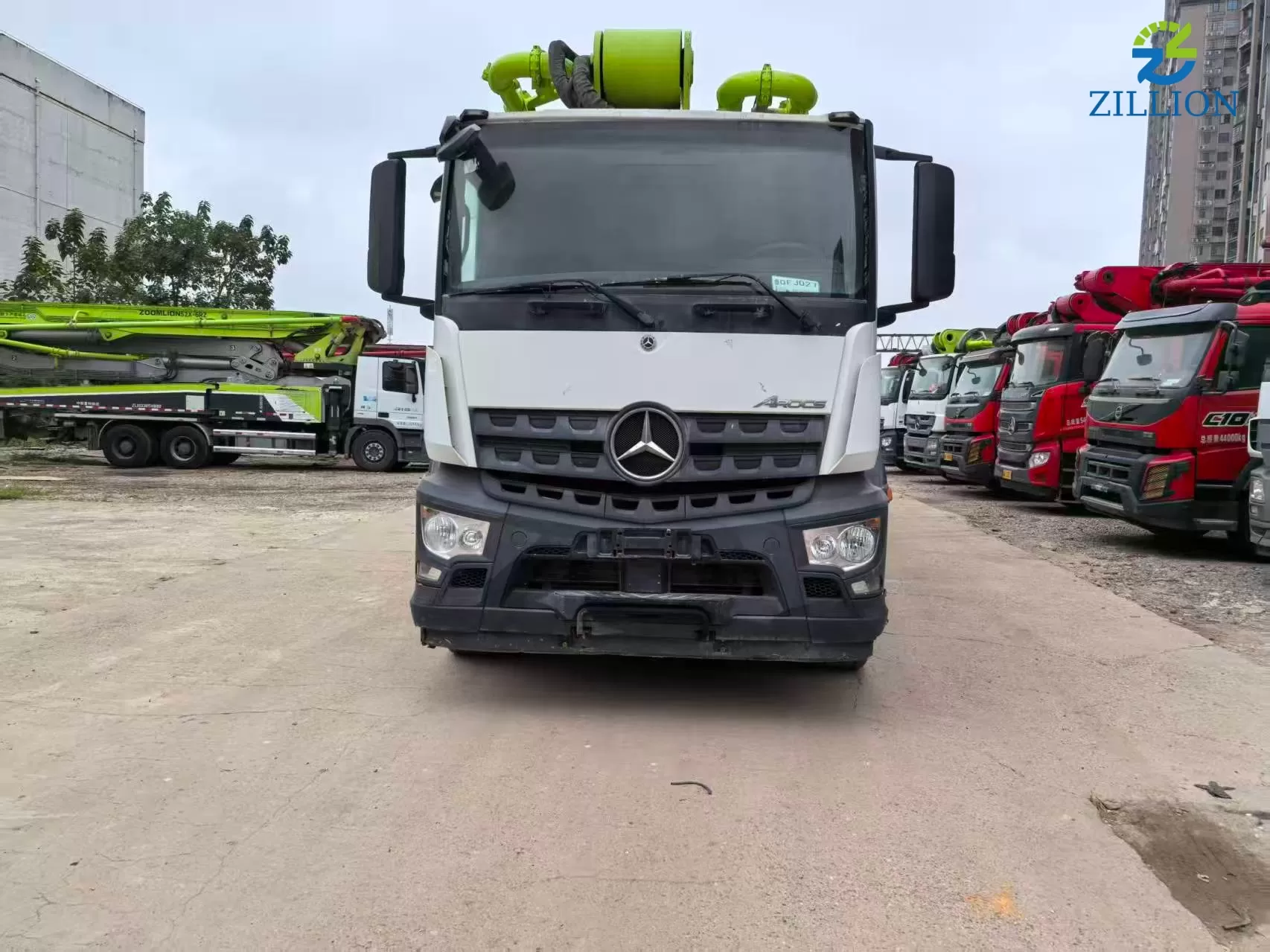 High Quality 2020 Zoomlion Boom Pump 63m Truck- mounted Concrete Pump Truck on Mercedes-Benz Chassis