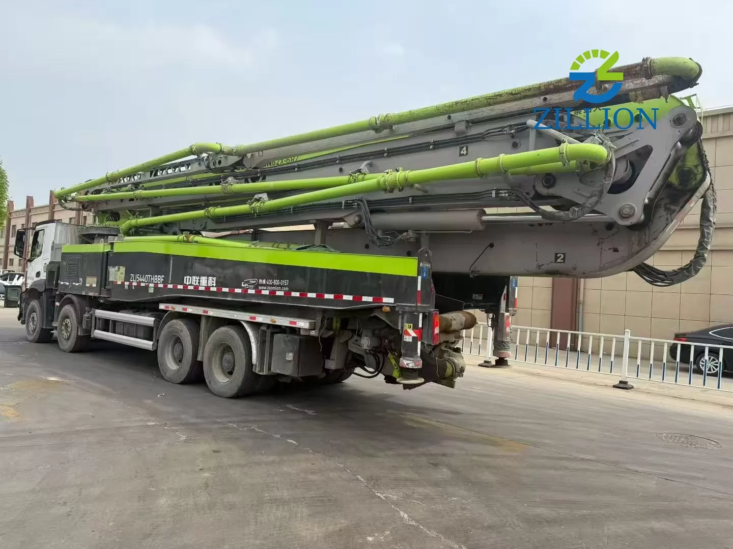 2022 Used Zoomlion 62M Concrete Pump Truck | Mercedes-Benz Chassis | Reliable High-Reach Solution