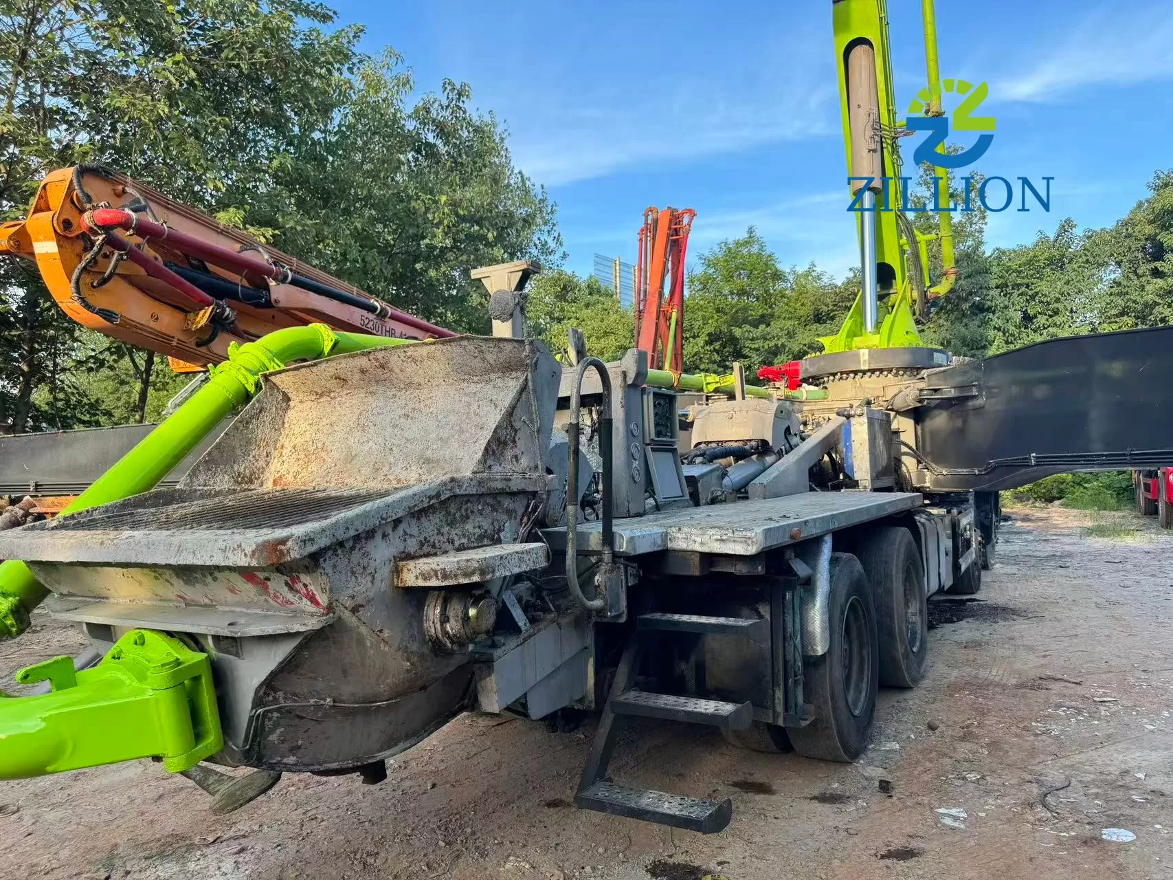 2014 Used Zoomlion 56M Concrete Pump Truck | Scania Chassis | Reliable High-Reach Solution