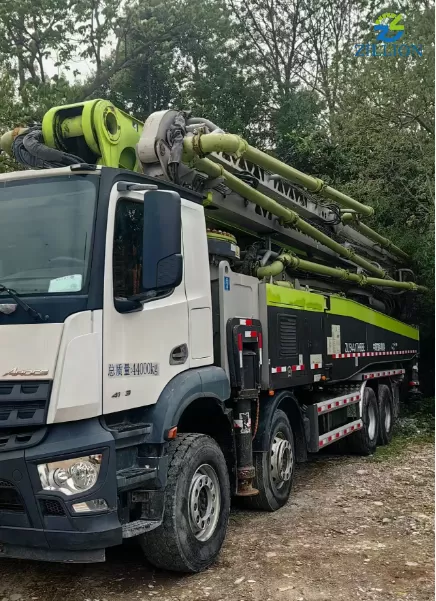 High Quality 2021 Zoomlion Boom Pump 63m Truck- mounted Concrete Pump Car on Benz Chassis