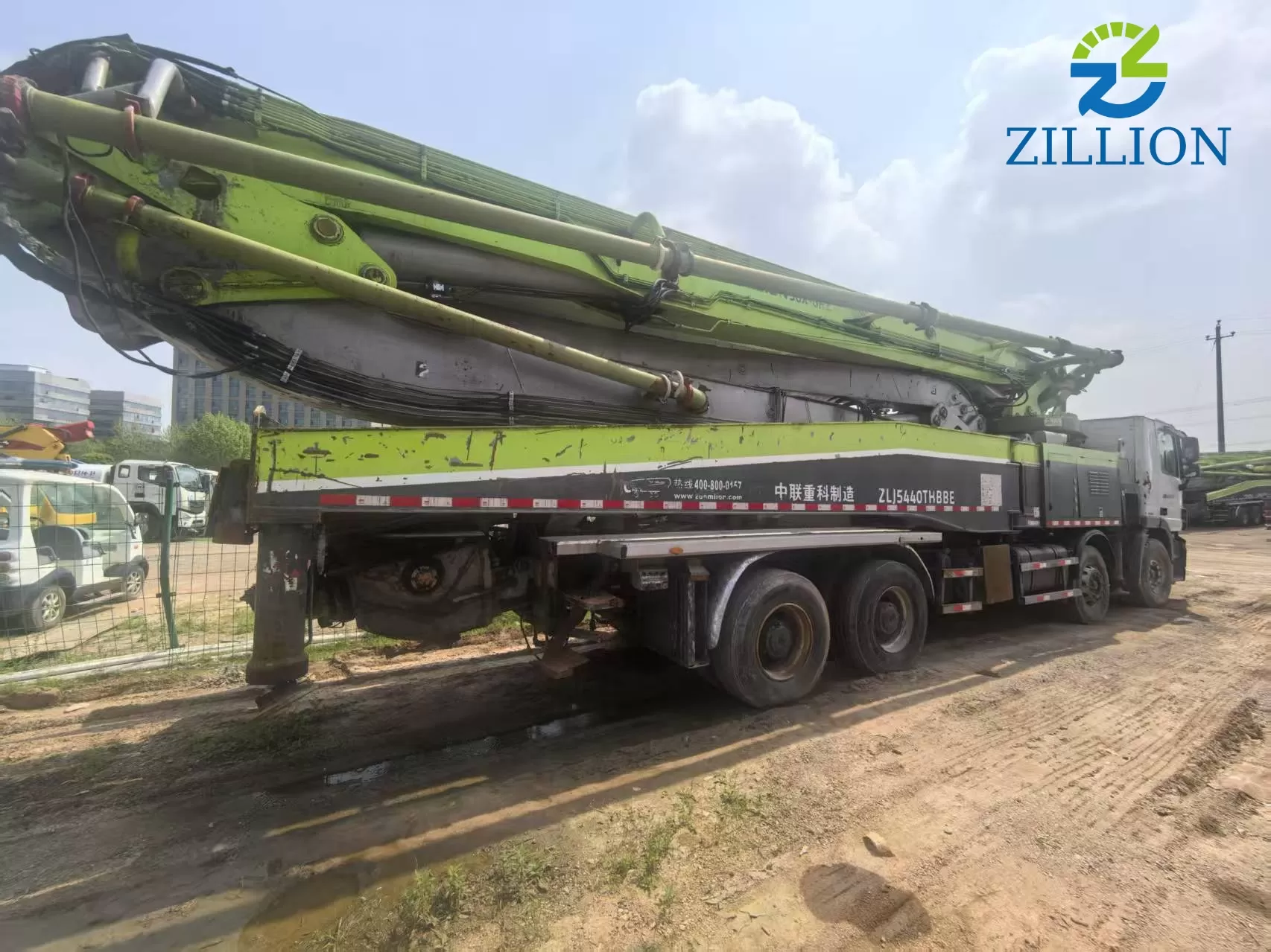 High Quality 2018 Zoomlion Boom Pump 56m Truck- mounted Concrete Pump Car on Benz Chassis