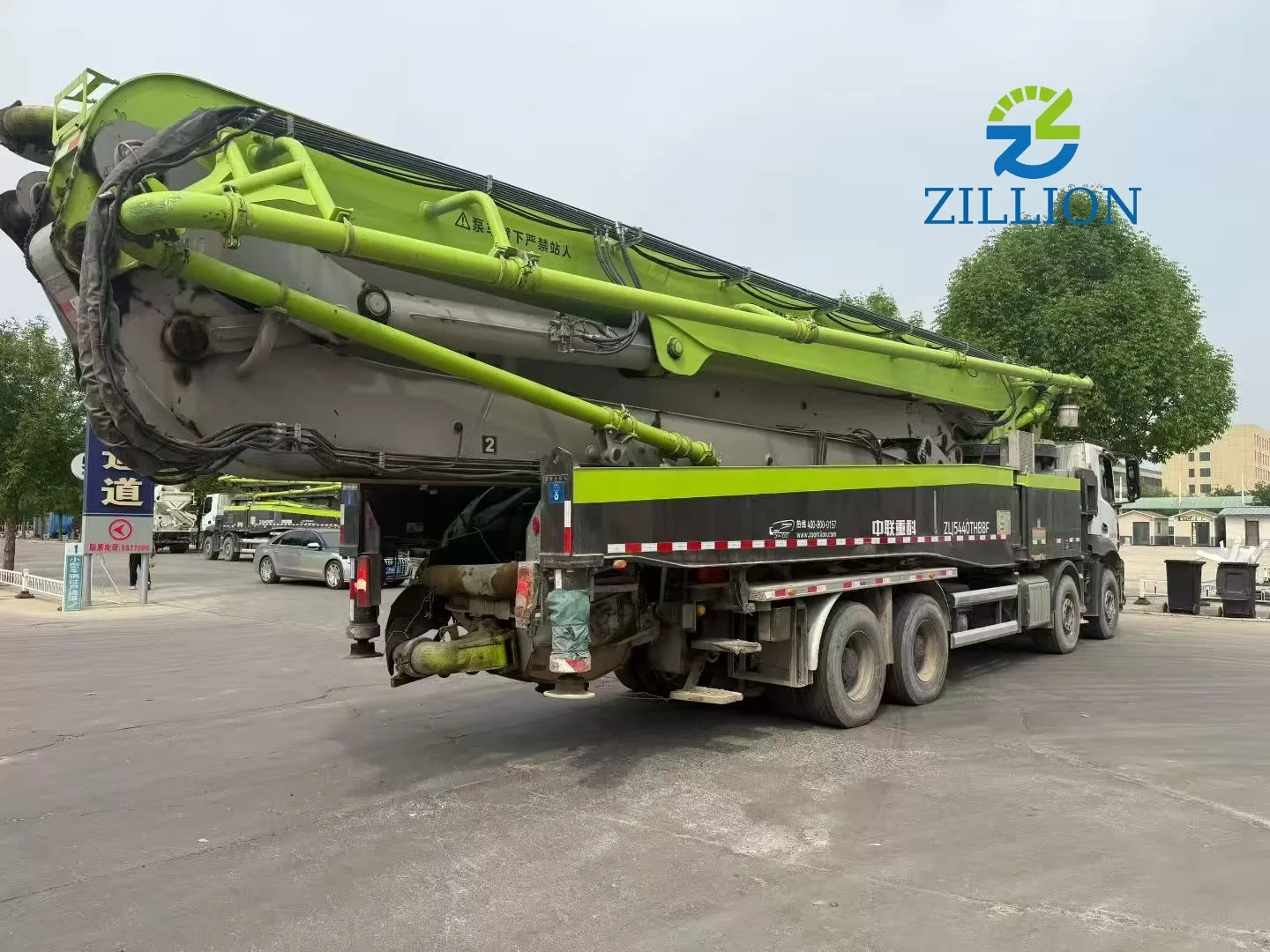 2022 Used Zoomlion 62M Concrete Pump Truck | Mercedes-Benz Chassis | Reliable High-Reach Solution