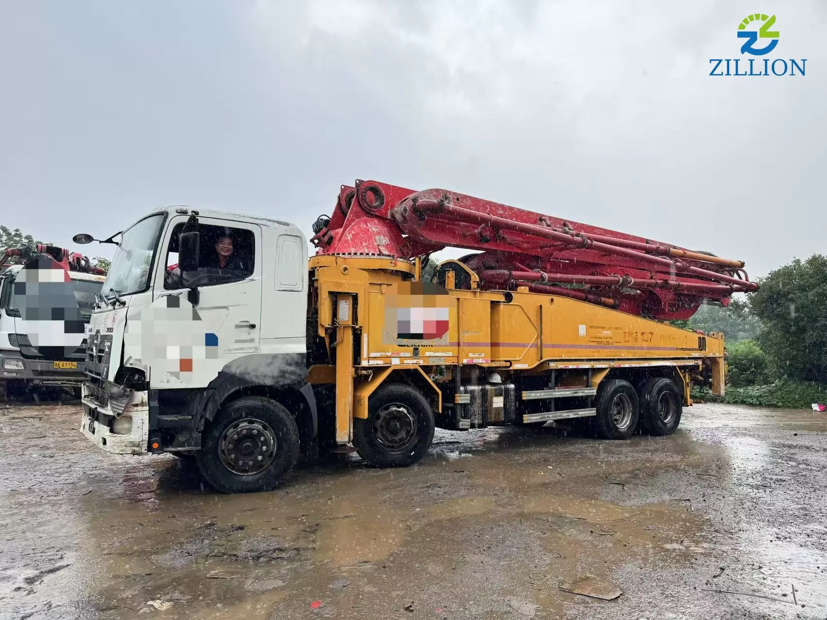 High Quality 2011 Putzmeister Boom Pump 49m Truck- mounted Concrete Pump Car on HINO  Chassis