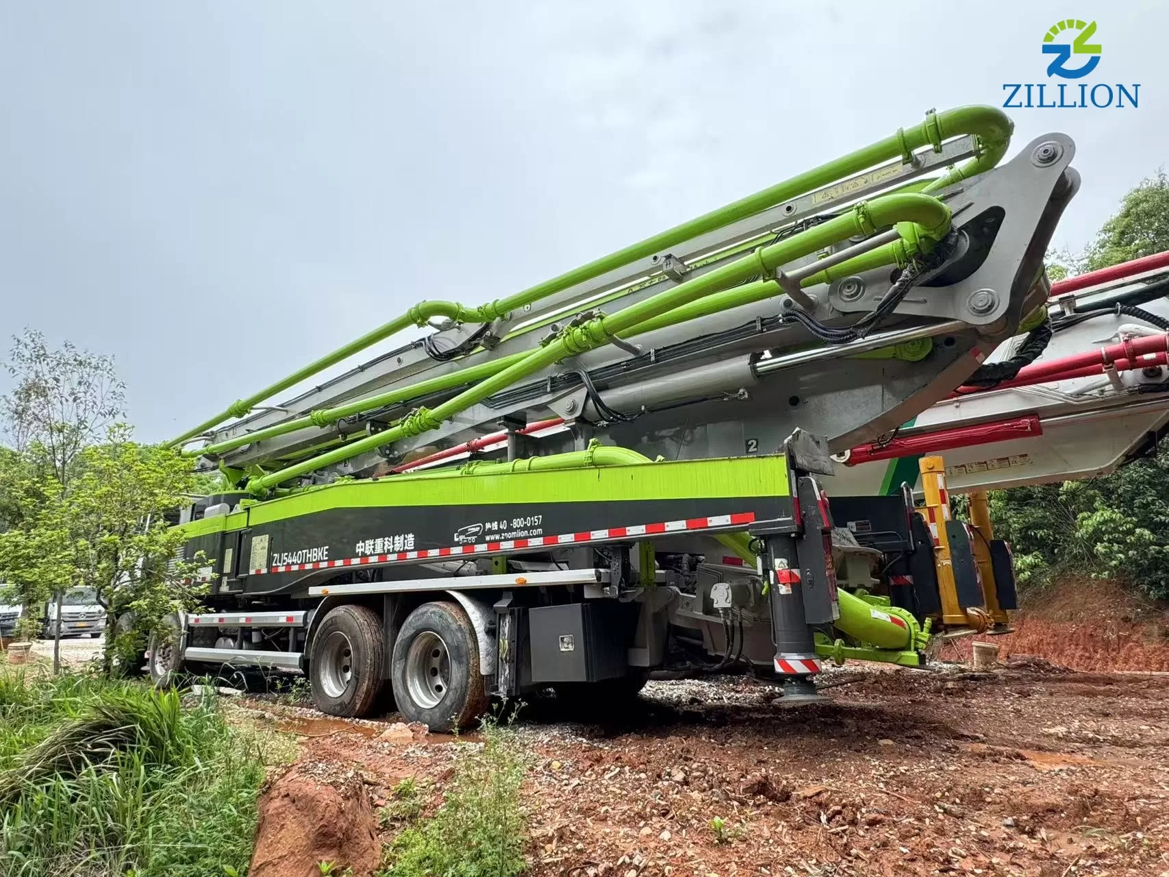 High Quality 2021 Zoomlion Boom Pump 56m Truck- mounted Concrete Pump Car on Sitrak Chassis